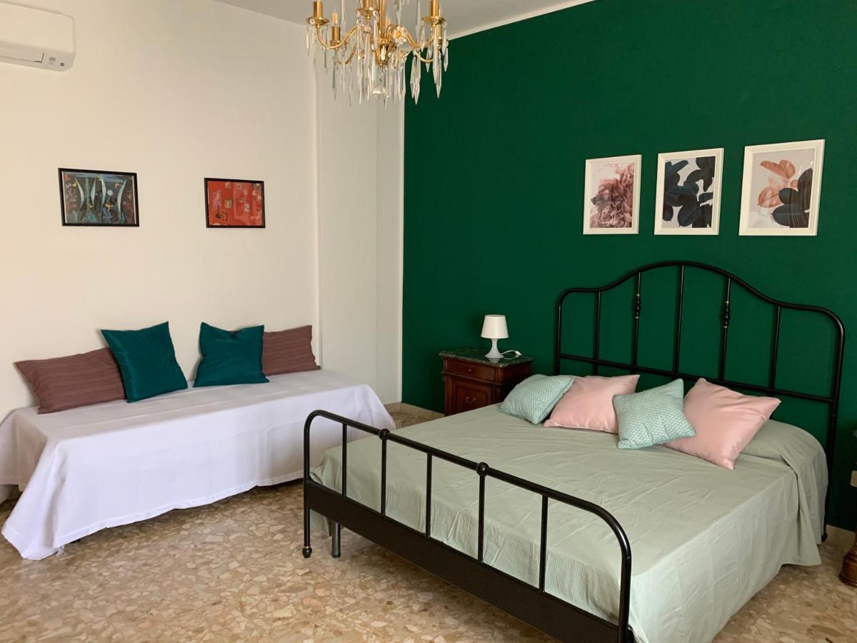 B&B Fiorisol Аугуста Екстер'єр фото