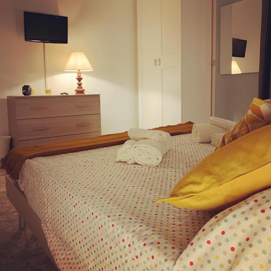 B&B Fiorisol Аугуста Екстер'єр фото