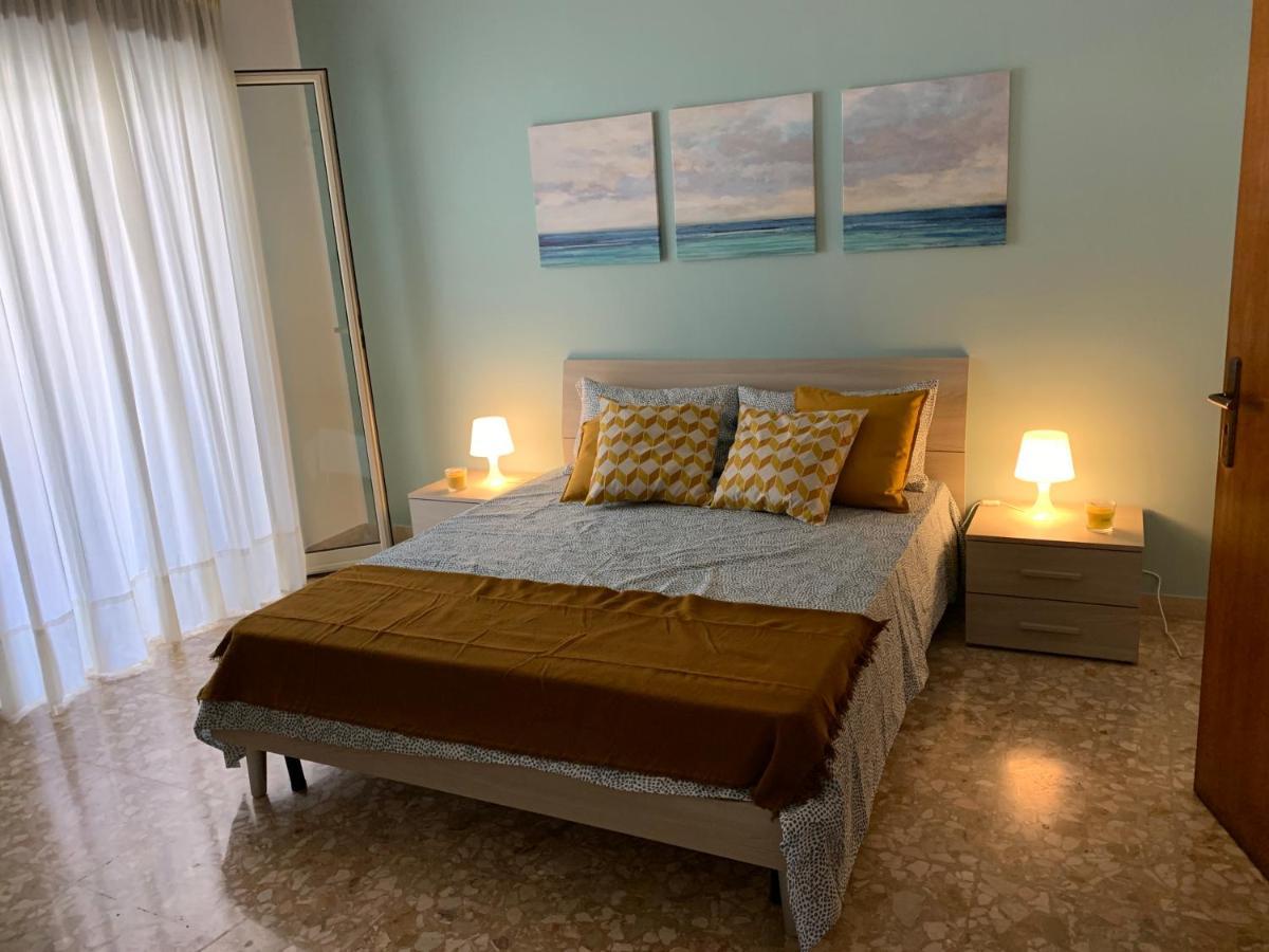 B&B Fiorisol Аугуста Екстер'єр фото